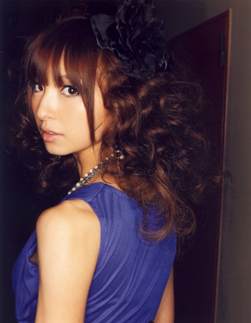 ak47: multi: blendy999: Mariko Shinoda 篠田麻里子 (via wrigley)