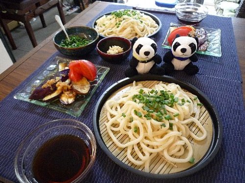 gkojaxmeetsrebloggersuptown: uj: 七じゃむのたべもの日記 讃岐うどん＆焼き茄子でブランチ