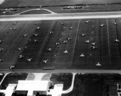 Homestead Afb, Fla 33 F-100Ds During The Cuban Missile Crisis, 1962