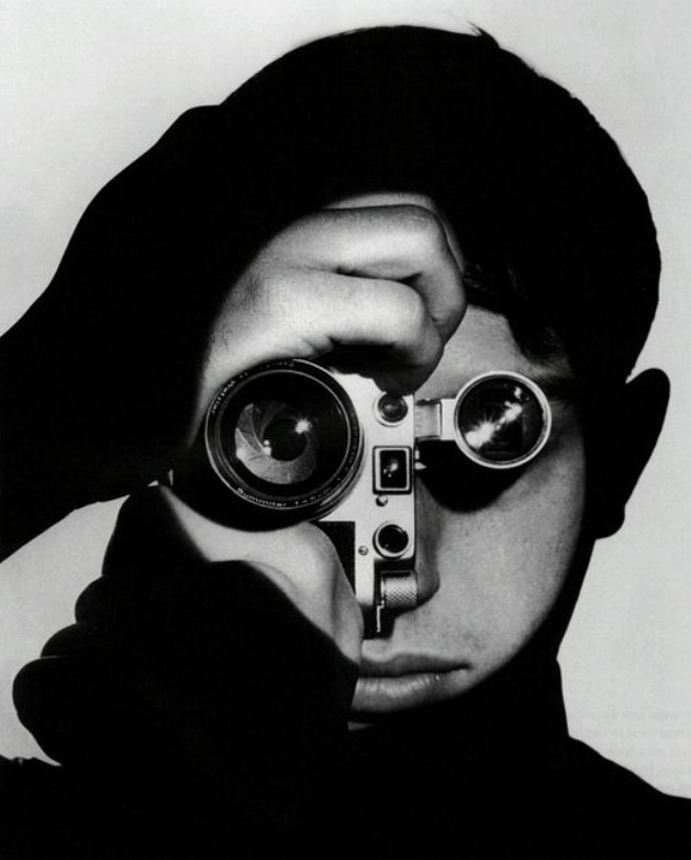 Dennis Stock photo by Andreas Feininger, 1951via: iconicphotos▶ Leica SM with TEWE