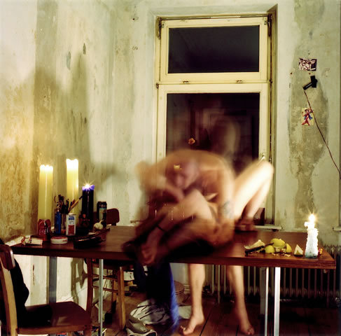 naggisch:  tikidragyn:  thrushbone:  “Self-Portrait (Sex)” by Laura Honse (via dtnhbd : deepervalley : chagrin)   