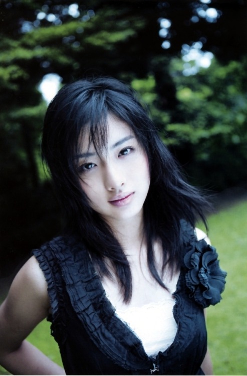 olab:  (via sankoku) 石原さとみ satomi ishihara