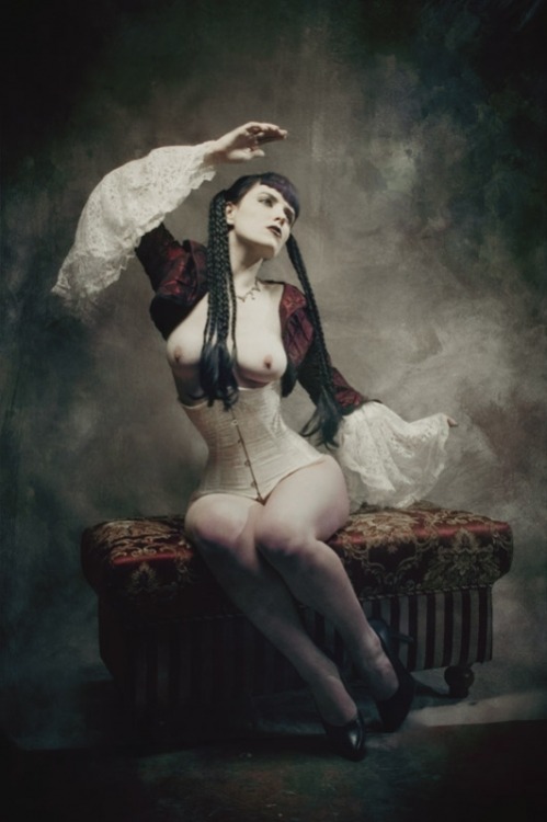 gkojax:  tigerbutter:  suigetusawa:  fukumatsu:  gkojax:  aurorae:  oio:  voristrip:  Another Preview of my website by =vampir…     