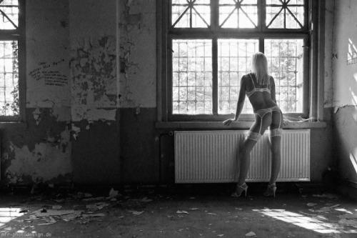 Gefunden 07.03.2009 adult photos