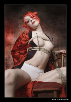 restraint:  sylvia-tom:  via Red Shibari