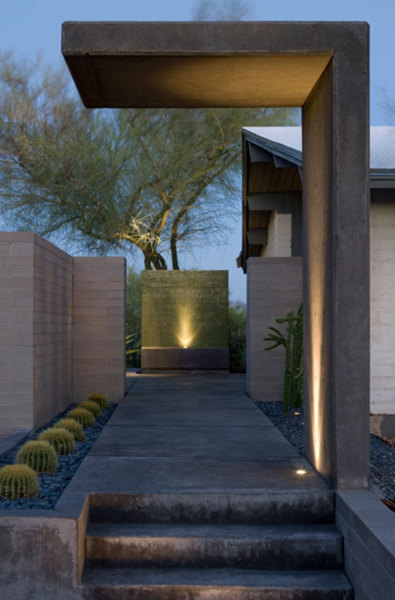 outside: Photo