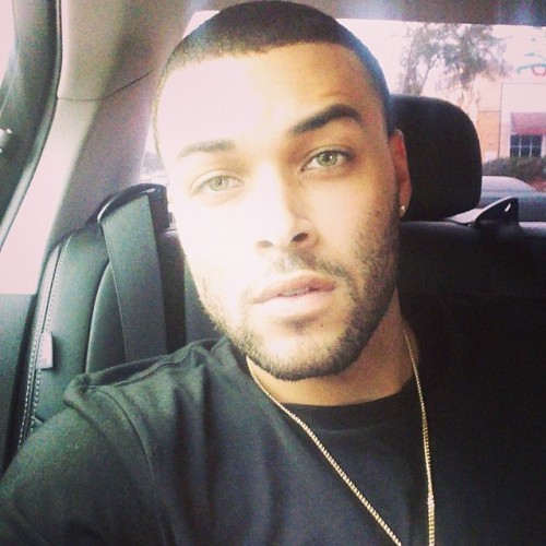 donbenjamin:  Out here in these Orlando streets with @jimsontamano @tonykhuu and @blackmeneditor2 #KuuBday going down at #Vain tonight!!