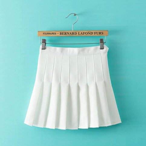 White pleated tennis skirt