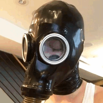 camdamage:  At chez @reflectivedesire getting pumped up