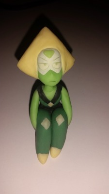 eyzmaster: And finally, my new favorite custom figure I commissioned from @bupiti​  Look at PERI!! She’s so cute!!!!!!! &lt;3 bupiti is so talented!!!   I want! DX&gt;