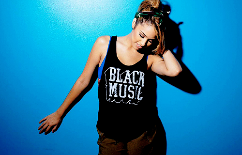 jasminatorr:  Jasmine photoshoot for Idolator. 