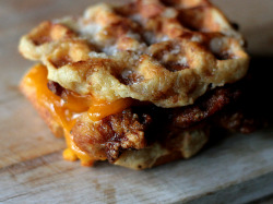 the-ravenclaw-next-door:  Chicken & Waffle