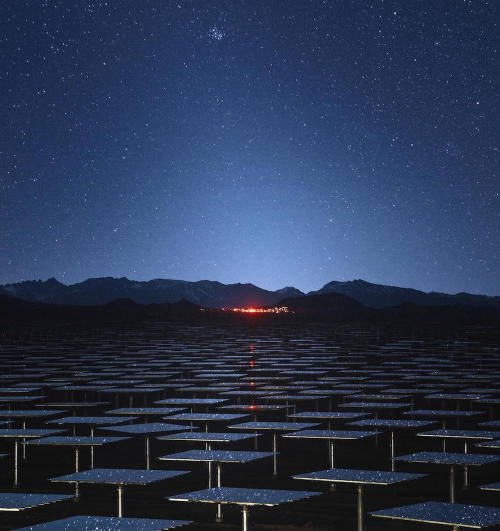 itscolossal:  A Sea of Glistening Solar Panels Photographed at the Nevada SolarReserve by Reuben Wu 