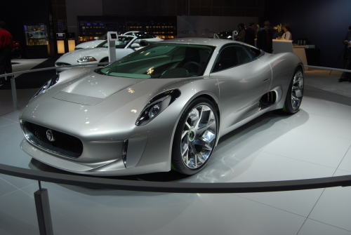 thewelovemachinesposts:  Jaguar C-X75 Concept Car  Source: https://imgur.com/rav5a 