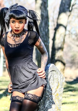 blackmetalgirls:  Model: Roxy Vail  Photographer: DarkOne Images