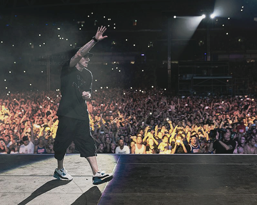 eminem-era:  South Africa, NEXT!! 