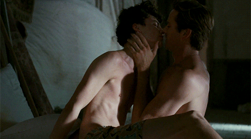 reedmoranos: I don’t know what happened to me at that moment as I kept staring at him, but sud