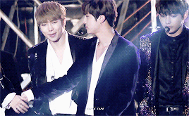 Jinmin Hugs ♡ 