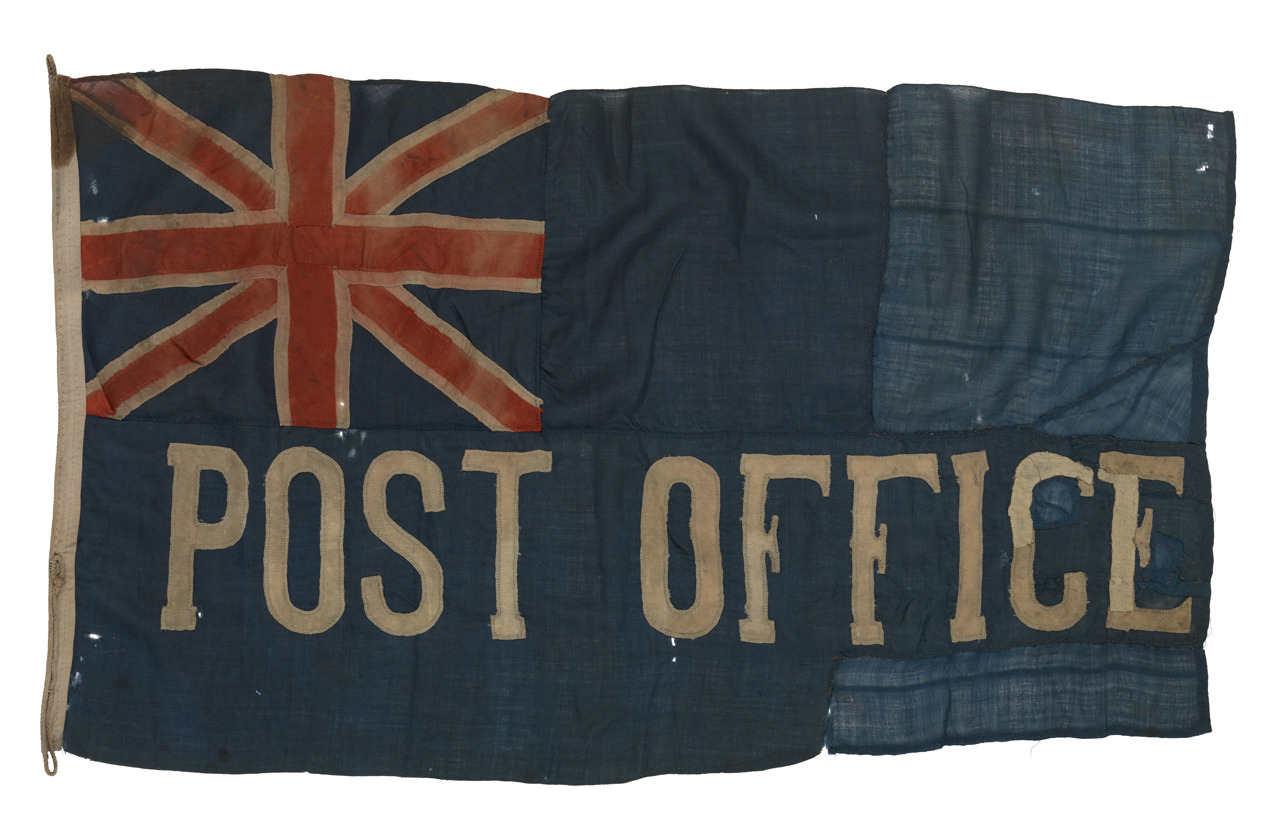 collectorsweekly:Uncovering thousands of historic flags used to identify navy vessels
