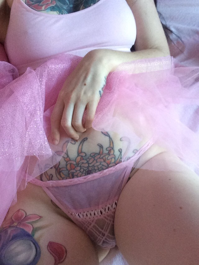 ropebaby:  babygirl-blood:  All this cute princess attire sure makes me excited 🙊💕✨