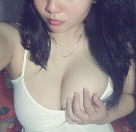 Vania Ayu.. Gadis manja dari Mandhaling.. adult photos