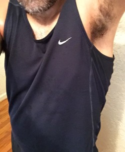 Sweaty smelly pits after a run