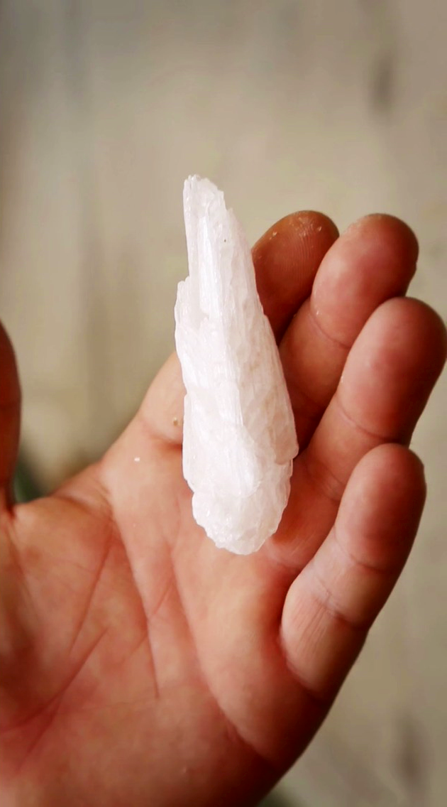 ismellpotyousmellit:  Crystal Caves