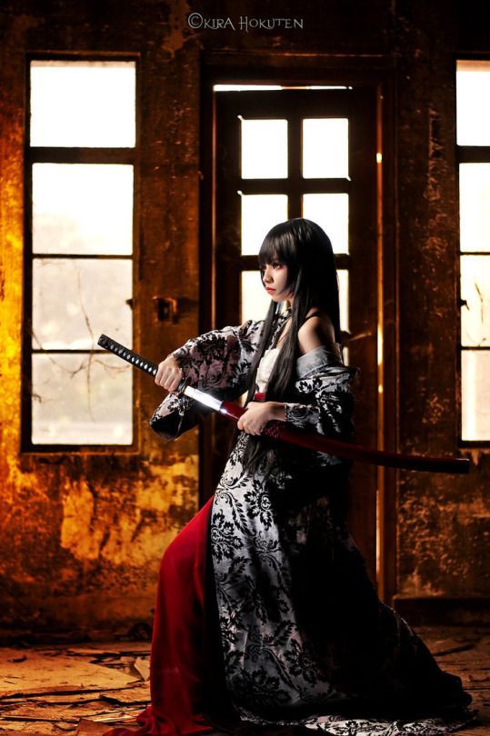 feiyuekungfushoes:  Wow, so beautiful kung fu woman! The most popular feiyue shoes