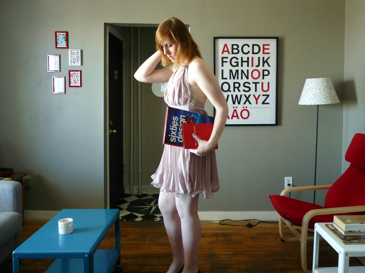 nordicfairy:  a gift from the very kind letzbfriends. :) the dress is periwinkle,