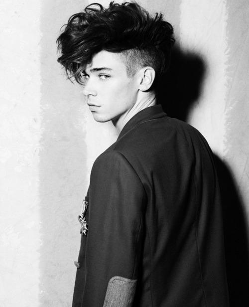 alovroly47: My Favorite Male Models.Luke WorrallYuri PleskunCole MohrAsh Stymest