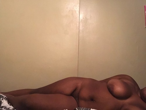 littleblk-girl: double trouble and twice the good girl ✨ reward me by my leaving caption alone