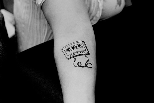 whitenes-s:  Child of the 80’s… By Ani-Bee 