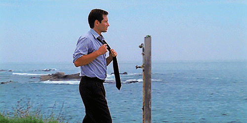 fistful-of-fandom: Fox Mulder dramatically taking off his tie at the ocean’s edge while contemplating life is my aesthetic.