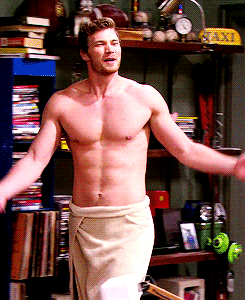 boytrappedinthcloset:  I want Derek Theler to be my daddy