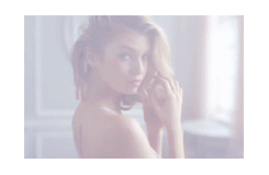 Stella Maxwell Fansite