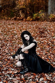 victorian-goth:  Victorian goth http://victorian-goth.tumblr.com/