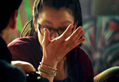 katbarrell:Cosima’s handporn