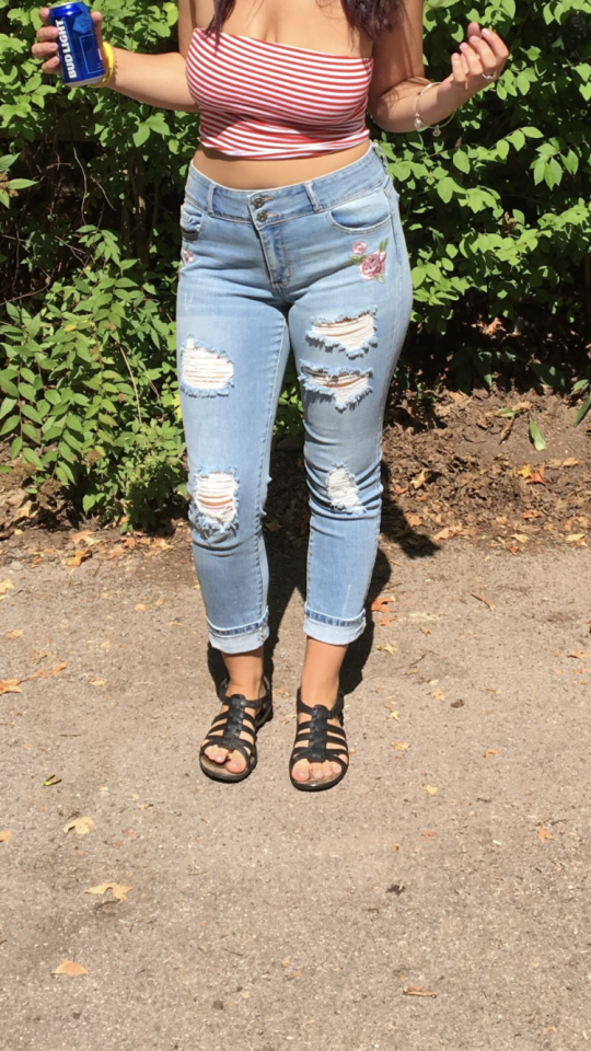 chunky-rose:my favorite jeans through the