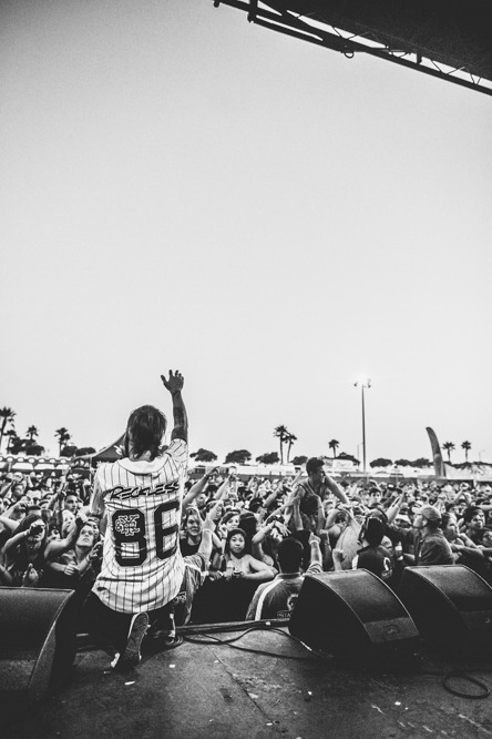 issuesofficial:  Ventura, CA Photo: Ashley Osborn