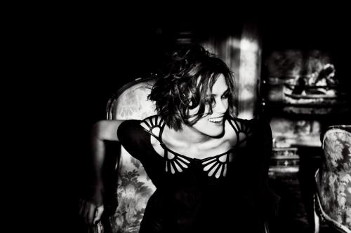 suicideblonde:  Keira Knightley photographed by Ellen von Unwerth for Vogue UK, 2011