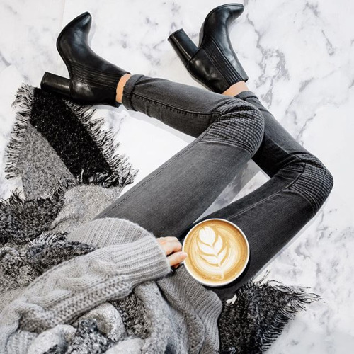 glamorous-diamond: SweaterBoots