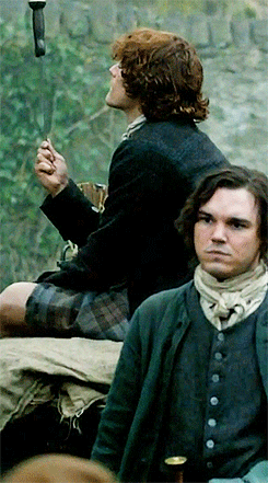 mametupa: Jamie spinning The Scottish dirk (also “Highland dirk”, Scottish Gaelic: Biodag). It is th