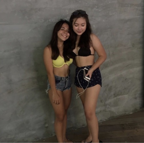 sggirlsaremylove: hellochingchongping: lovely set of tits Date prettiest Singapore girls here: http: