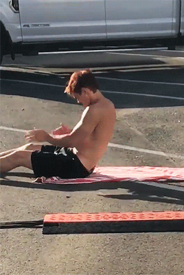 bootybulgeheaven:  KJ Apa