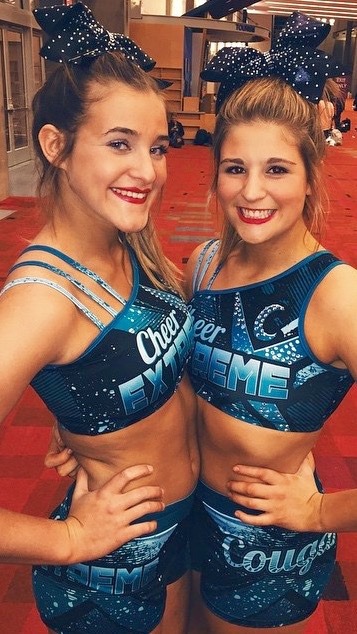 fearthegrowl:ohheylookitsamy:Cheer Extreme Allstars IAGX Cougars 👸  👉 Stephanie