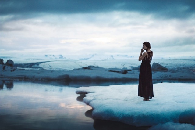 wordsnquotes:  Humanity VS. Nature in Iceland Photographers  Elizabeth Gadd,  Rob