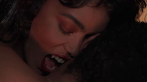 vintagewoc:angela bassett in vampire in brooklyn (1995)