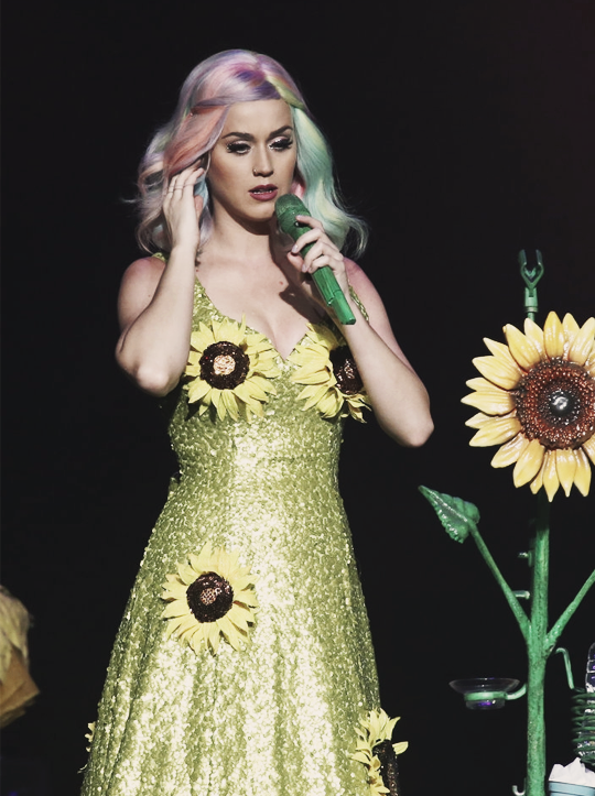 Katy Perry Licious
