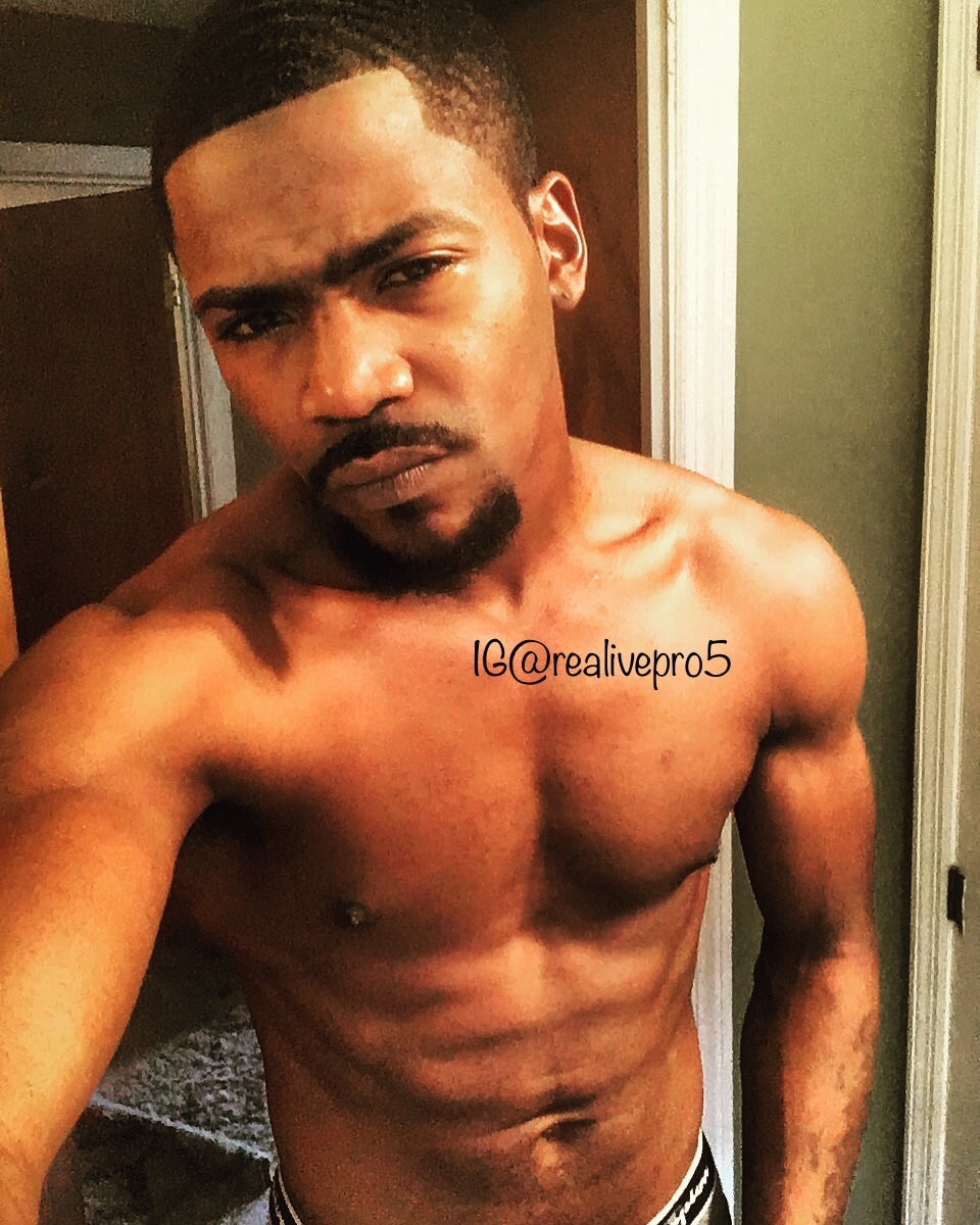 ibeez-lurkin:  thepurplesage93:  Appreciate the good looks and not the dick for a