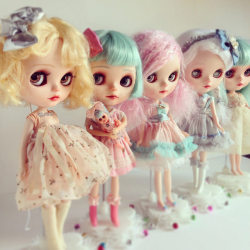 beckylovesblythes:My Swansong - new Mab Girls coming to BC14 by mab graves on Flickr.